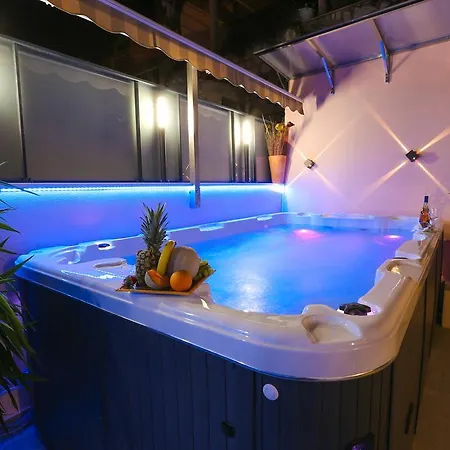 Apartmán Rose Pool *